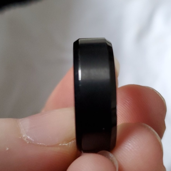 Titanium ring - Picture 2 of 3